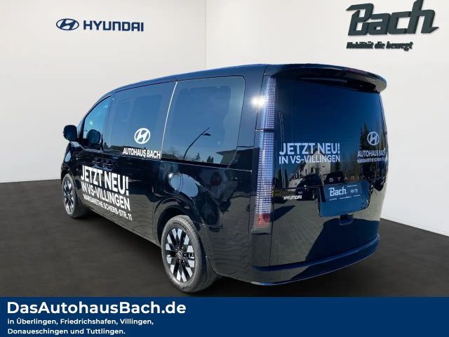 Hyundai Staria Signature