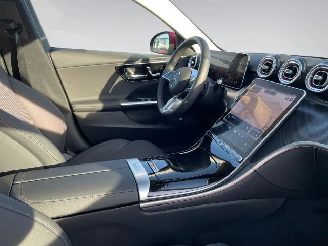 Mercedes-Benz C 180 AVANTGARDE Sedan