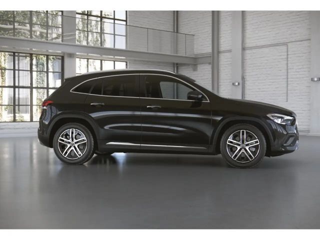 Mercedes-Benz GLA 220 GLA 220 d