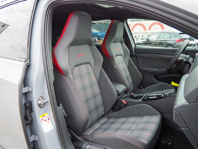 Volkswagen Golf 2.0 TSI DSG GTI Style