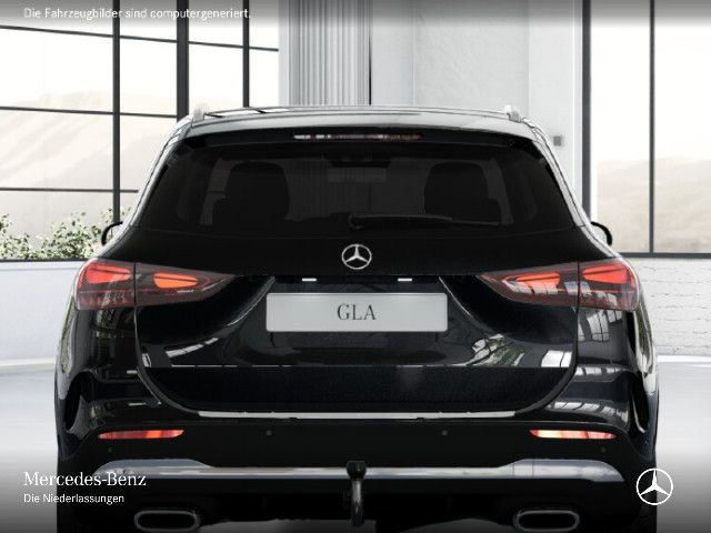Mercedes-Benz GLA 180 AMG Line