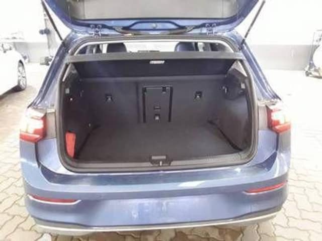 Volkswagen Golf 1.5 eTSI DSG