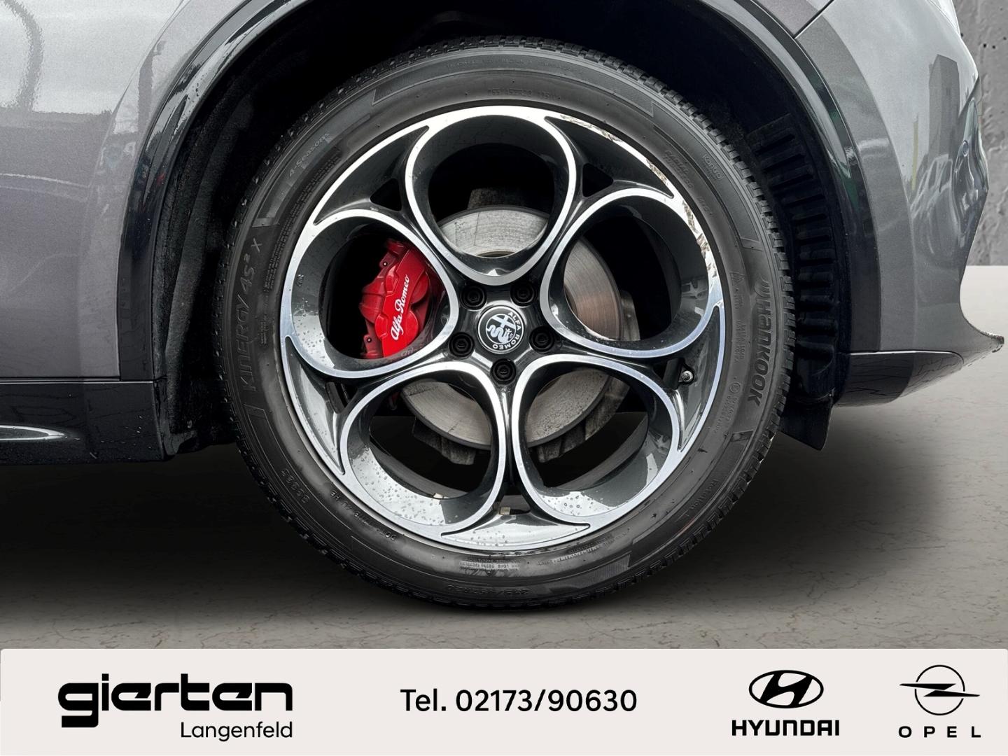 Alfa Romeo Stelvio Q4 Veloce