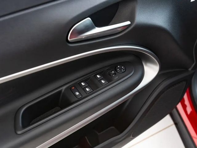 Jeep Avenger Full-Electric Summit