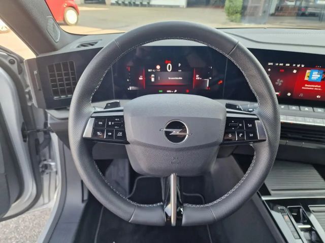 Opel Astra GS-Line Grand Sport