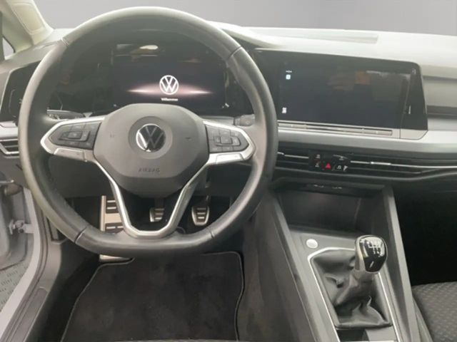 Volkswagen Golf 1.5 TSI Golf VIII Pro