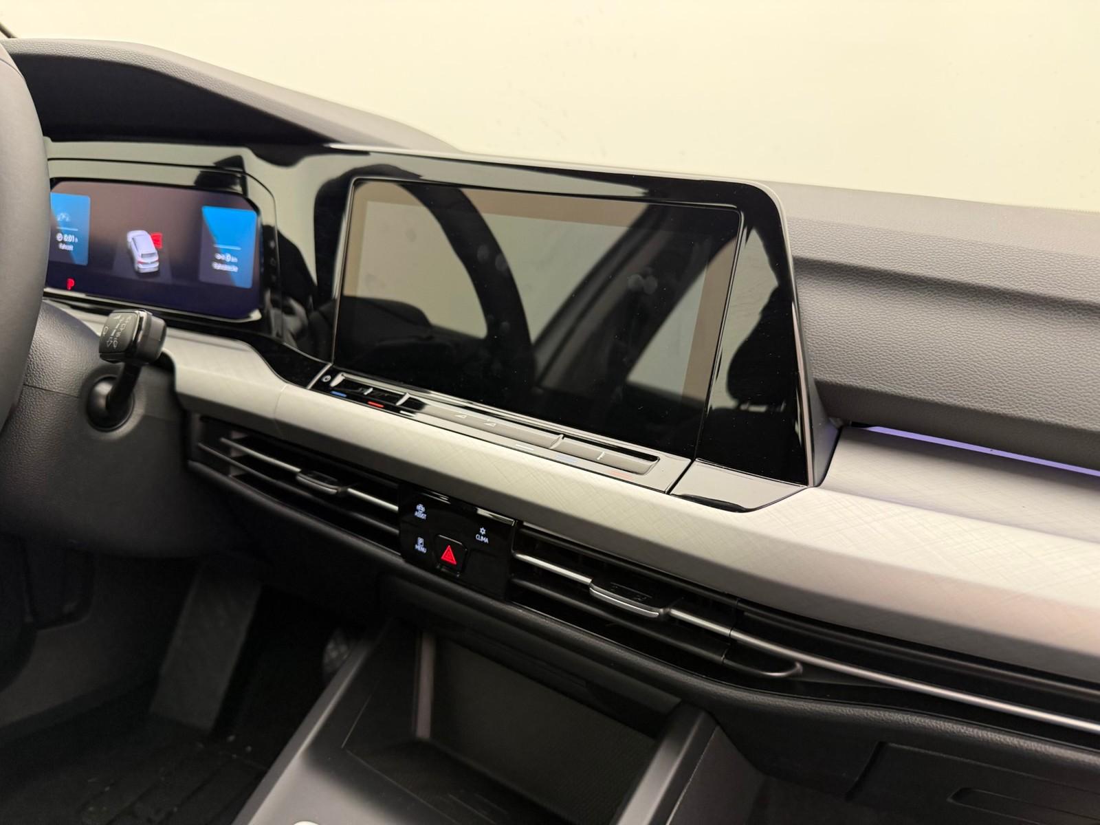 Volkswagen Golf 1.5 eTSI DSG Life