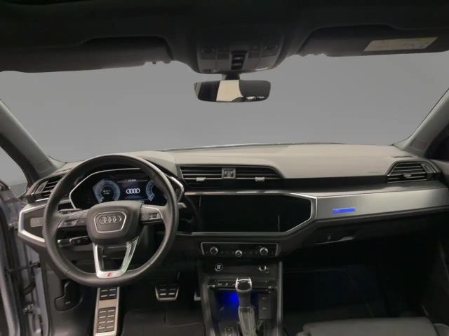 Audi Q3 45 e S tr. PDC LED NAVI VIRTUAL PANO