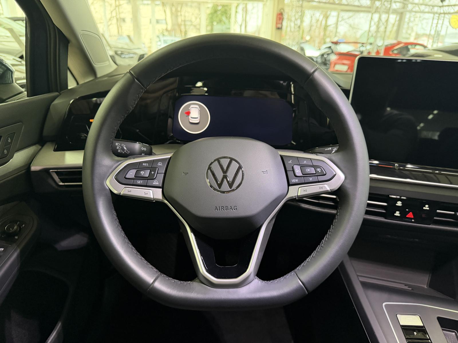 Volkswagen Golf 1.5 eTSI DSG Life