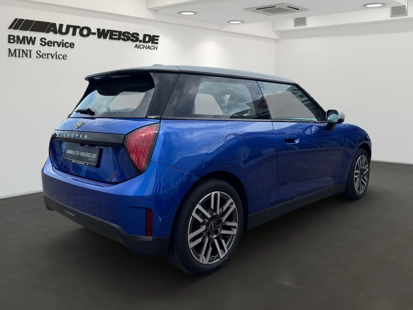 MINI Cooper E Classic