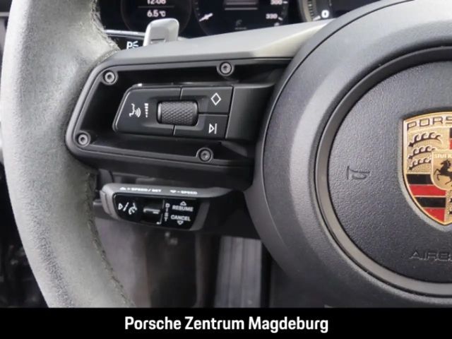 Porsche 992 Carrera Coupé