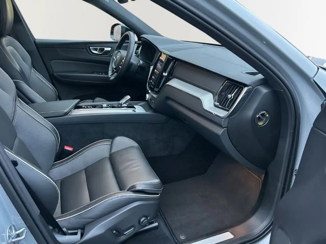 Volvo XC60 AWD Dark Ultimate