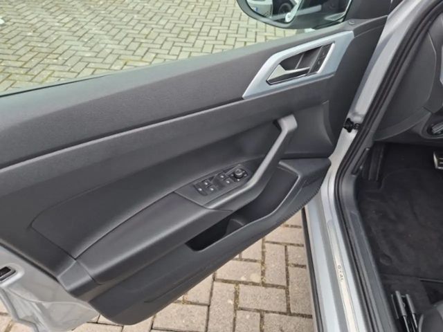 Volkswagen Taigo DSG