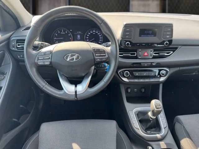 Hyundai i30 1,5 DPI GL