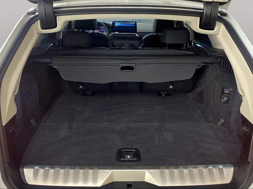 BMW 530 530e Touring