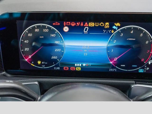 Mercedes-Benz GLB 180 ACC AUT Kam. KlimaA LED LM Navi PDC SHZ