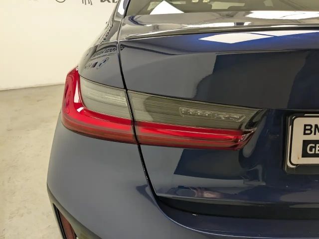 BMW 330 330i M-Sport Sedan