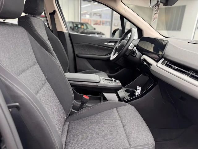 BMW 218 KAMERA DAB KLIMAAUTO LED NAVI