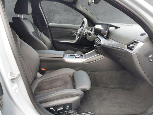 BMW 330 330e Touring xDrive