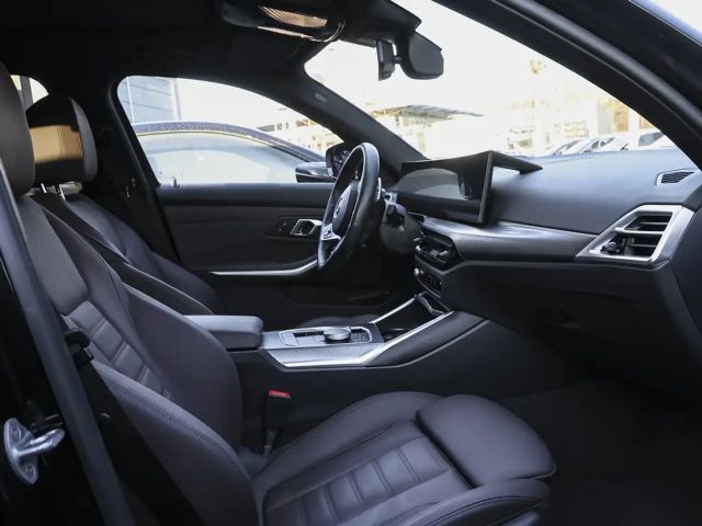 BMW 330 330e M-Sport Touring xDrive