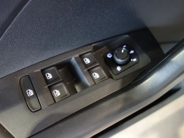 Volkswagen T-Cross 4Me TSI