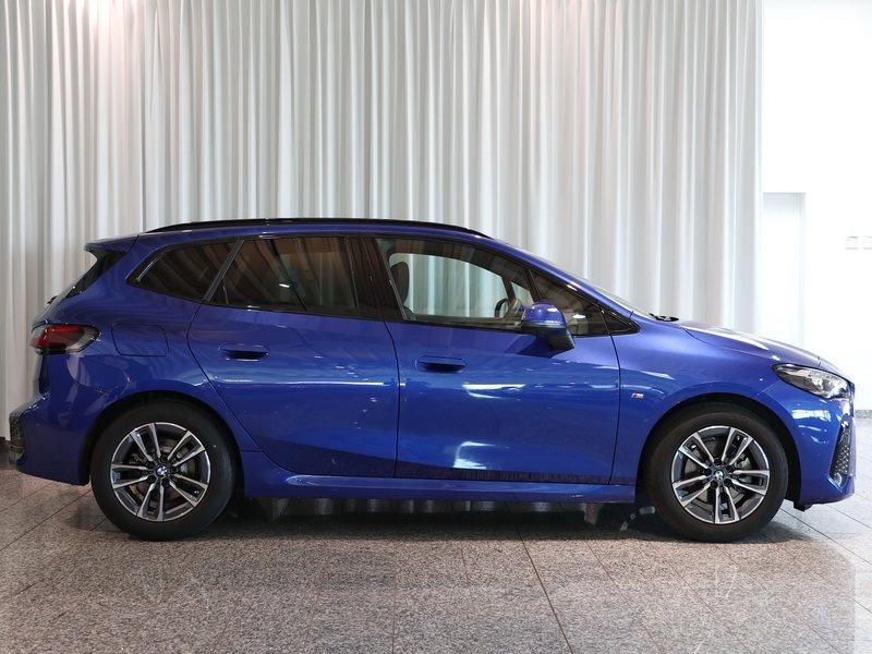 BMW 220 220i Active Tourer