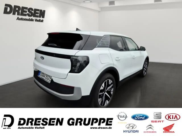 Ford Explorer Extended range RWD