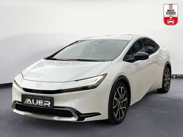 Toyota Prius Executive Plug-in