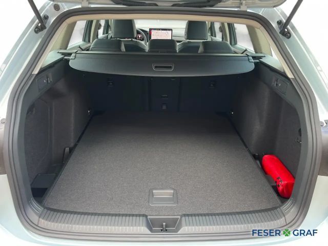 Volkswagen Golf DSG Style Variant