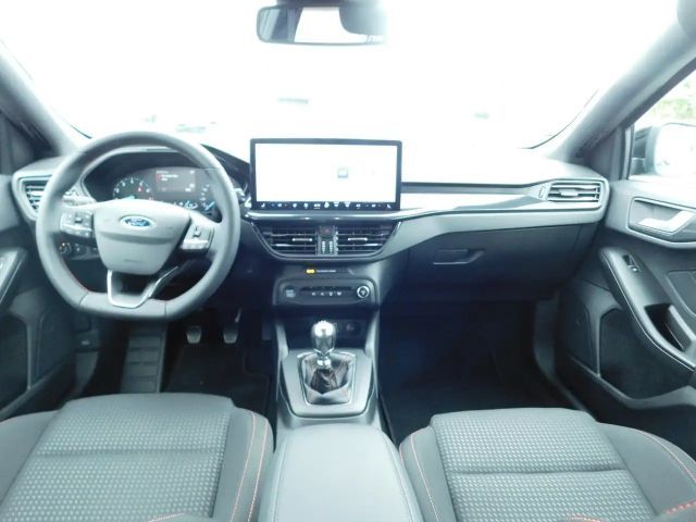 Ford Focus ST Line Wagon