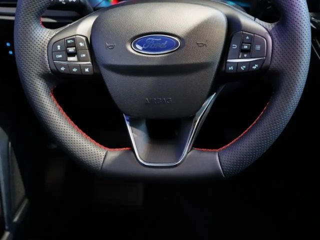 Ford Focus ST Line Wagon