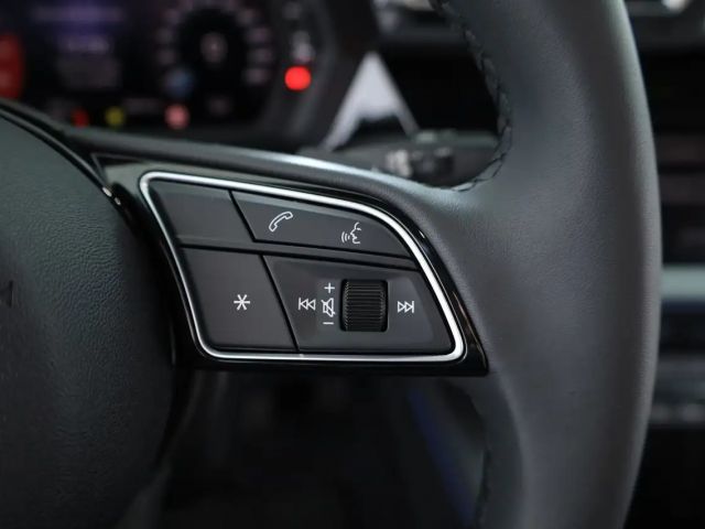 Audi A3 30 TFSI Sedan