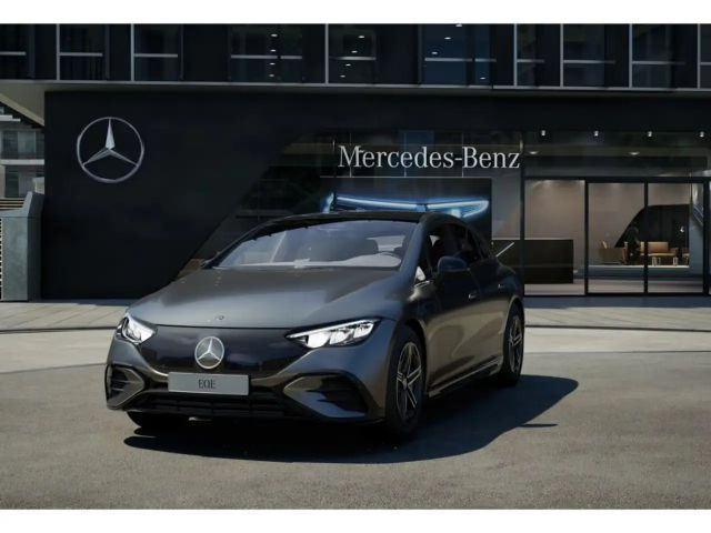 Mercedes-Benz EQE 300 AMG Line Sedan