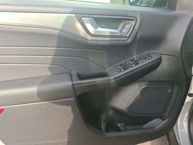 Ford Kuga Hybrid Titanium