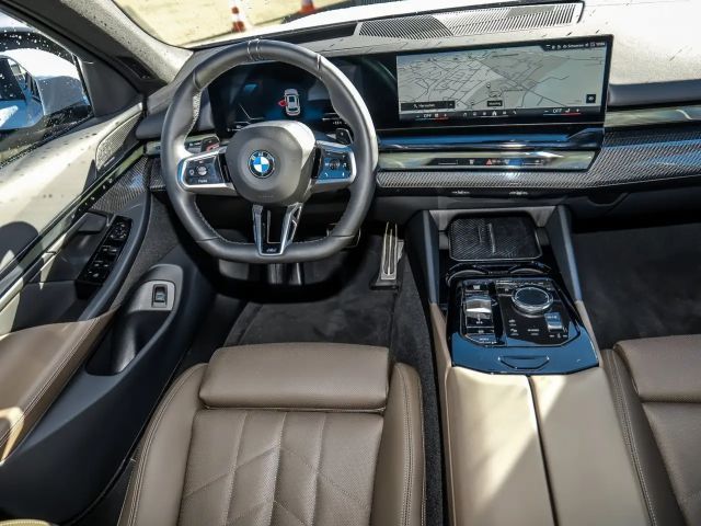 BMW 520 520d M-Sport Touring xDrive