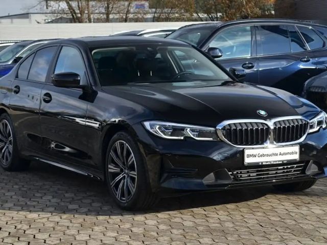 BMW 320 320i Advantage pakket Sedan