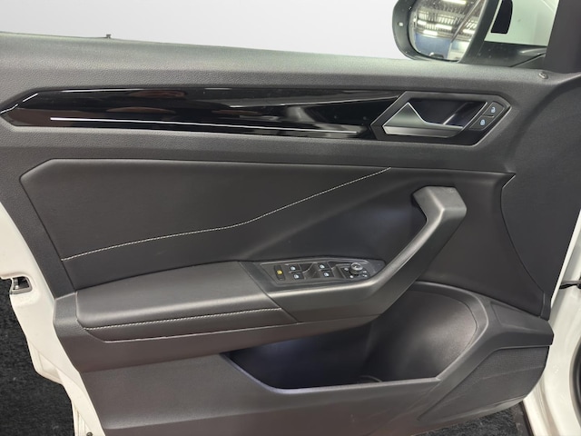 Volkswagen T-Roc 1.0 TSI R-Line