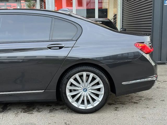 BMW 745 Sedan xDrive