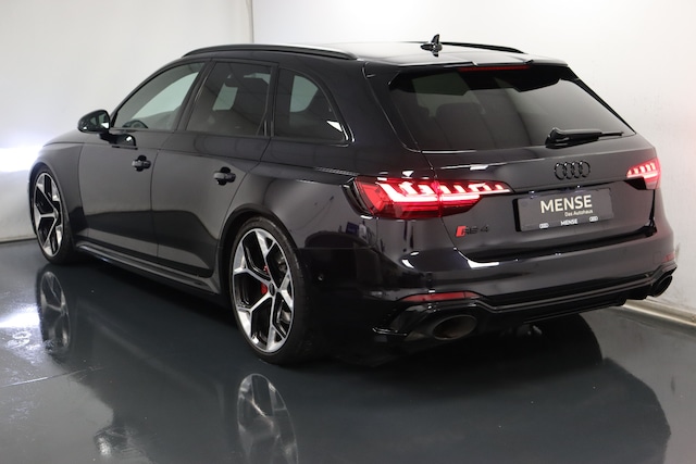 Audi RS4 Avant Quattro