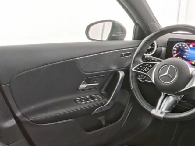 Mercedes-Benz A 180 A 180 Advanced RFK*MBUX*SHZ*LED*WINTER PAKET*etc