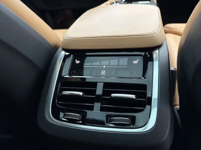 Volvo XC90 Dark T8 Ultimate