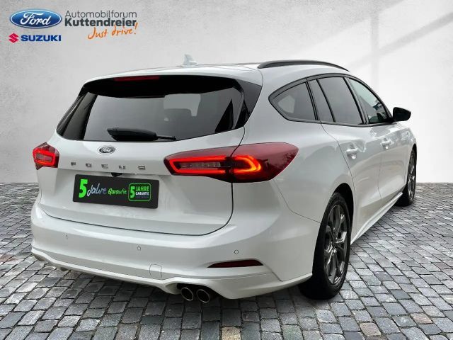 Ford Focus ST Line Wagon
