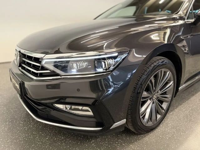 Volkswagen Passat 4Motion R-Line