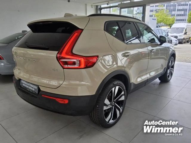 Volvo XC40 Business Dark Ultra