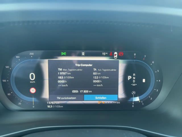 Volvo XC40 Dark Plus