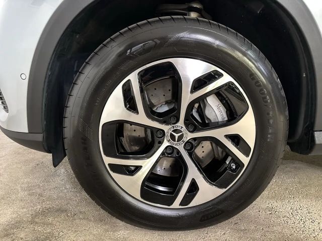 Mercedes-Benz GLC 300 4MATIC