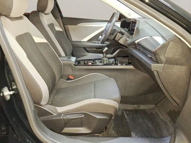 Opel Astra 1.2 Turbo Edition Turbo