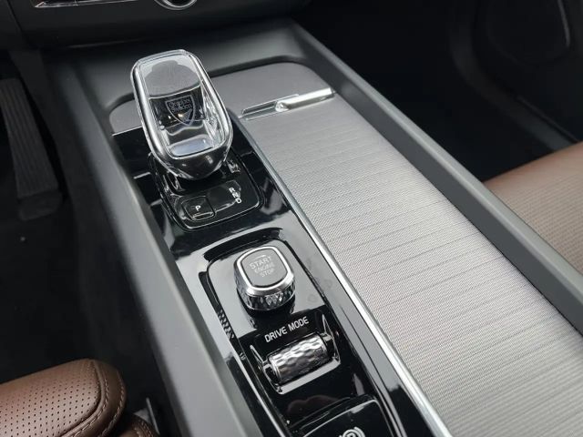 Volvo XC60 B4D (197 PS) AG8|Insc|STHZ|360°|Leder|AHK