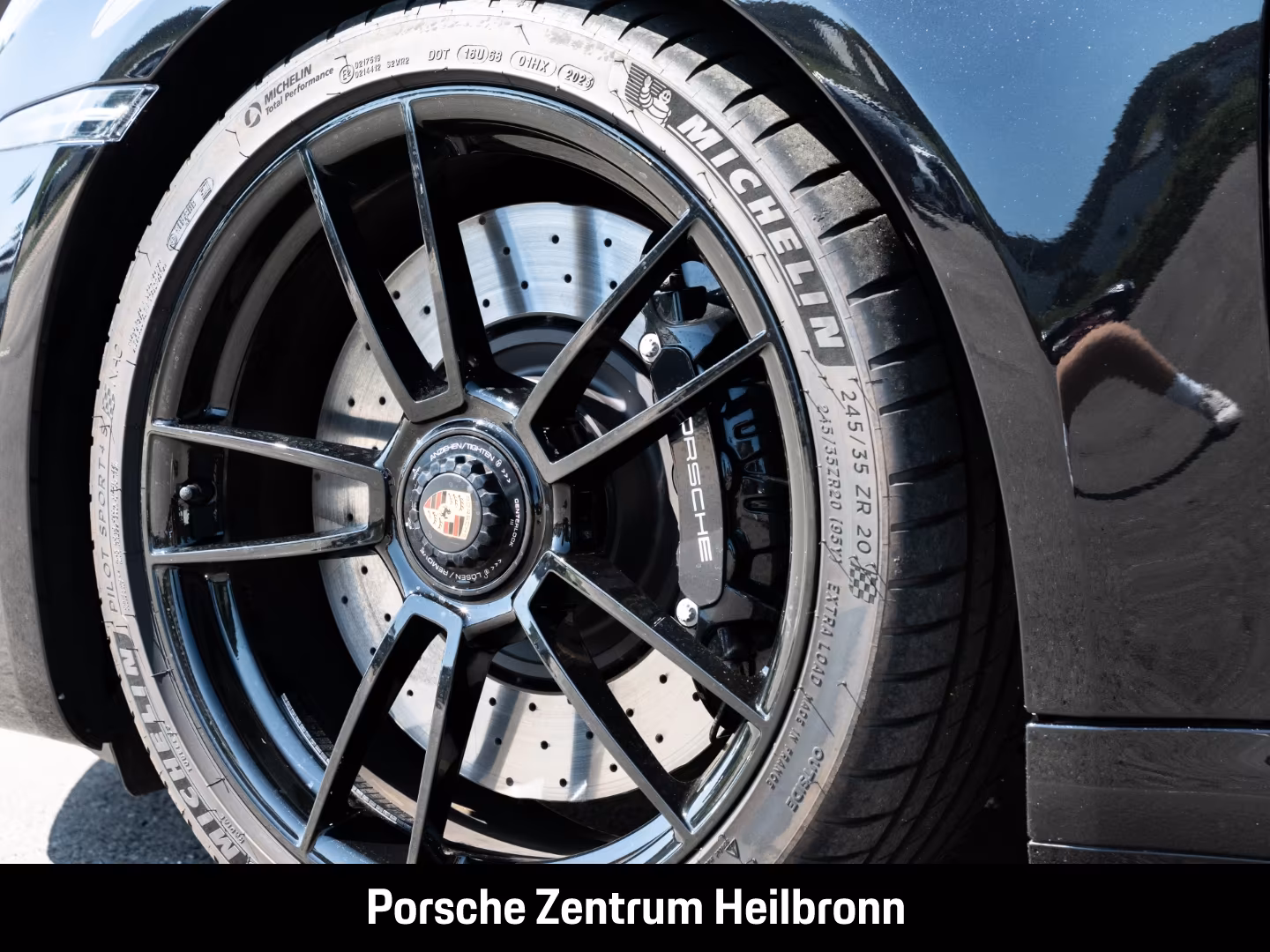 Porsche 911 4 992 Cabriolet Carrera GTS