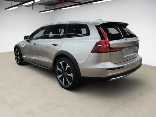 Volvo V60 Cross Country Ultimate